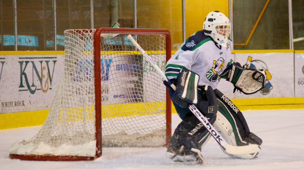 Surrey Eagles goaltender Michael Santaguida stopped all 29 shots he faced to preserve a 1-0 win over the Alberni Valley Bulldogs. Photo by Jason Kurylo for Pucked in the Head.