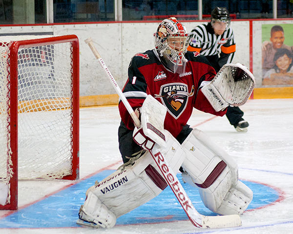 Payton Lee earned his second win of the season, stopping 23 of 24 shots against the Kamloops Blazers. Photo by Jason Kurylo for Pucked in the Head.