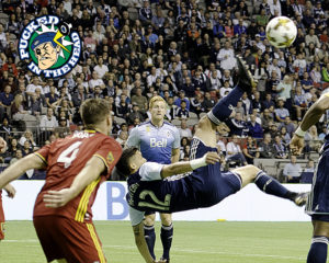 Fredy Montero goes for the bicycle kick.