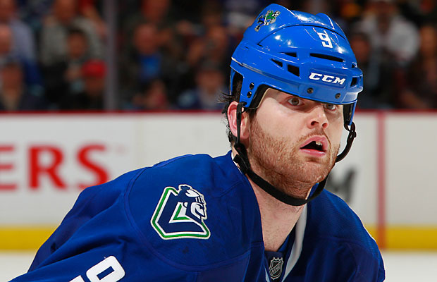 Vancouver Canucks forward Zack Kassian is an ugly man. Photo stolen without shame from the interweb.