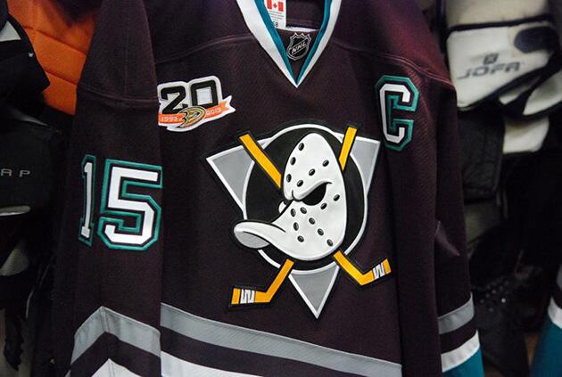 black mighty ducks jersey